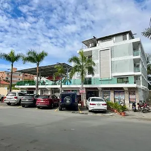 Hotel Restaurant Hamilton, Boca Chica